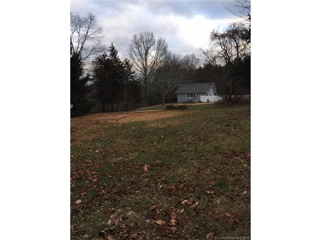 243Oxoboxo Cross Rd, Montville, CT 06370