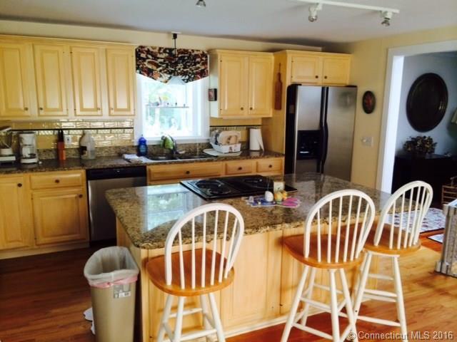 58 Sill Ln, Old Lyme, CT 06371