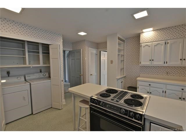 14Ferry Rd #A1, Old Lyme, CT 06371