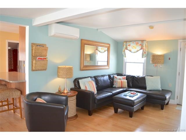 94Hillcrest Road, Old Lyme, CT 06371