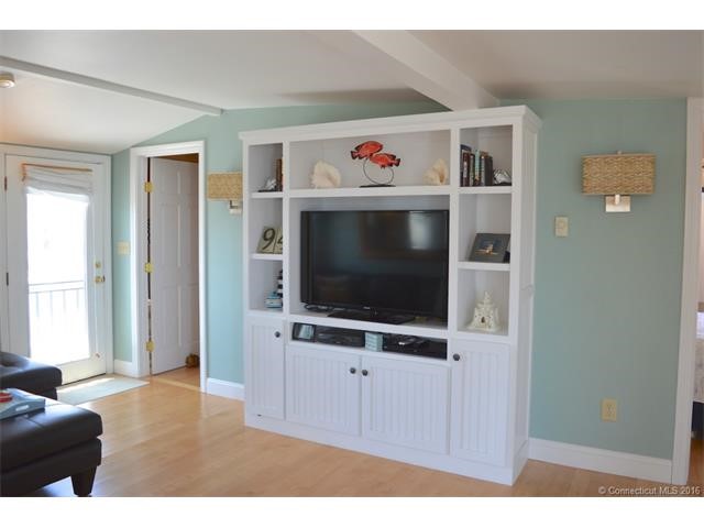 94Hillcrest Road, Old Lyme, CT 06371