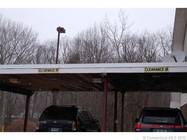 32 Norwich Rd, Plainfield, CT 06374