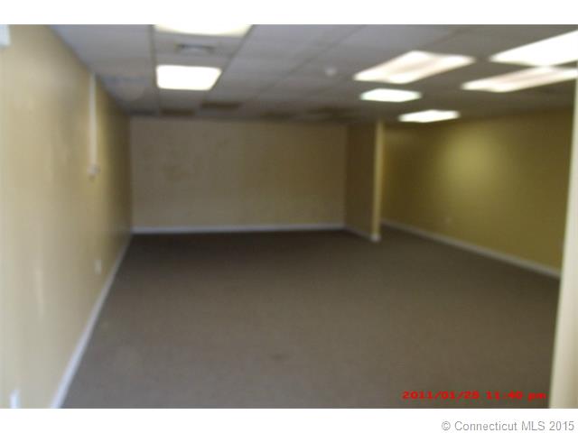 32 Norwich Rd, Plainfield, CT 06374