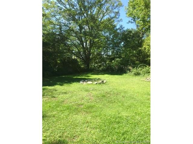 8Old Plainfield Rd, Plainfield, CT 06374