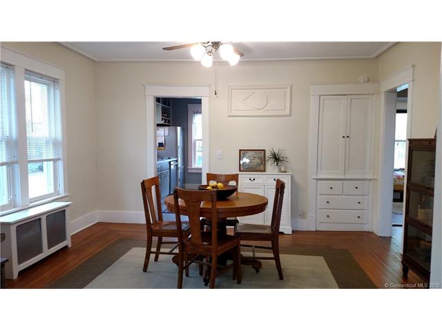 6 Charles Ave, Waterford, CT 06375