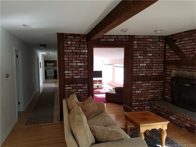 1Ridgewood Rd, Old Lyme, CT 06376