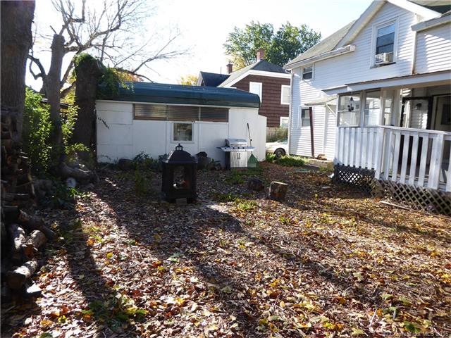 22 Grove St, Sterling, CT 06377