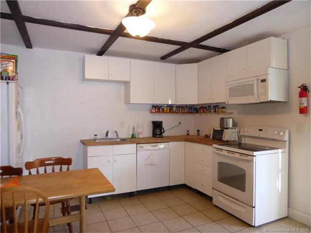 22 Grove St, Sterling, CT 06377