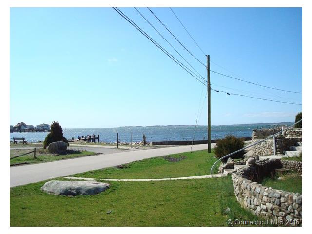 80 Noyes Ave, Stonington, CT 06378