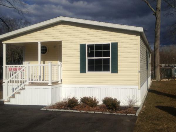 Arlington Acres Circle Dr.Stonington, CT 06378