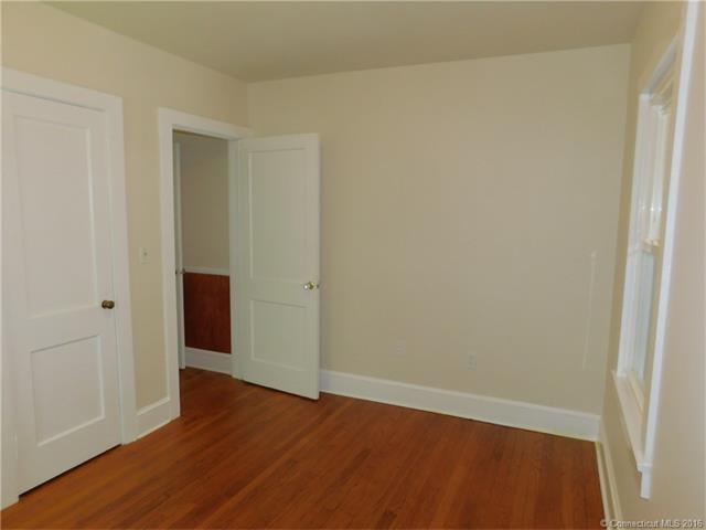 25 Mathieu St, Norwich, CT 06380
