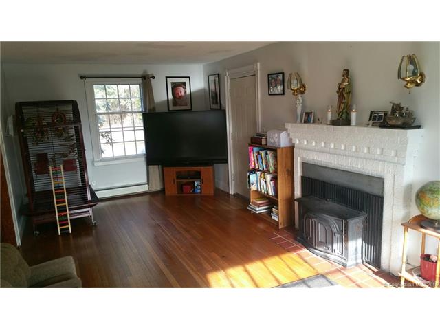 165 Merchants Ave, Norwich, CT 06380