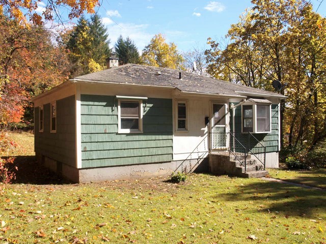 123 Hunters AvenueTaftville, CT, 06380New London County