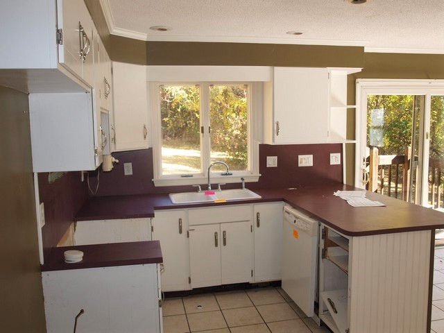 123 Hunters AvenueTaftville, CT, 06380New London County