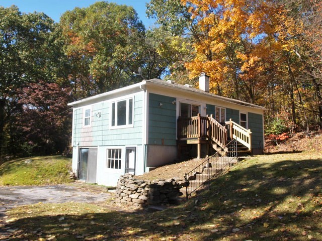 123 Hunters AvenueTaftville, CT, 06380New London County