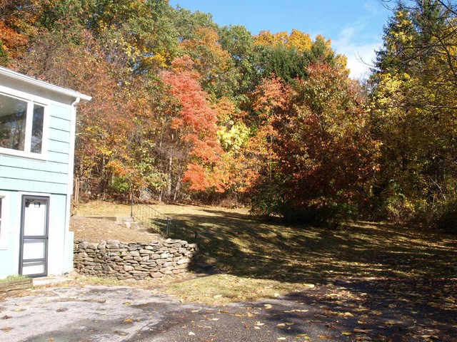123 Hunters AvenueTaftville, CT, 06380New London County