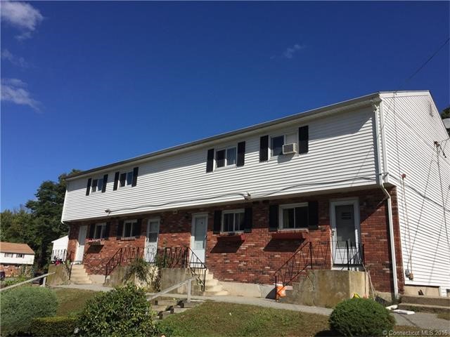 114Woodland Dr #C, Montville, CT 06382