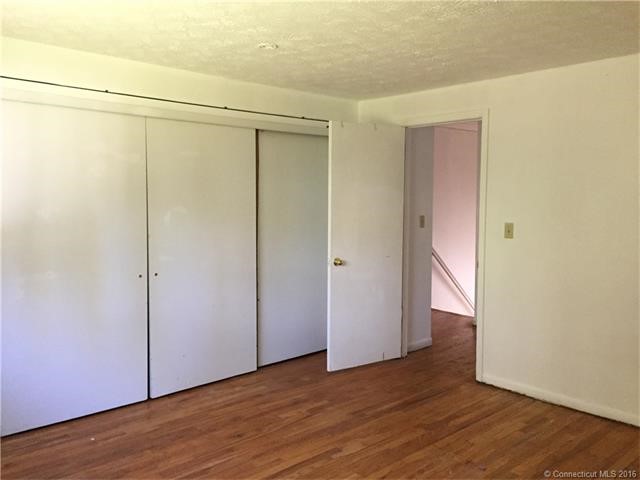 114Woodland Dr #C, Montville, CT 06382