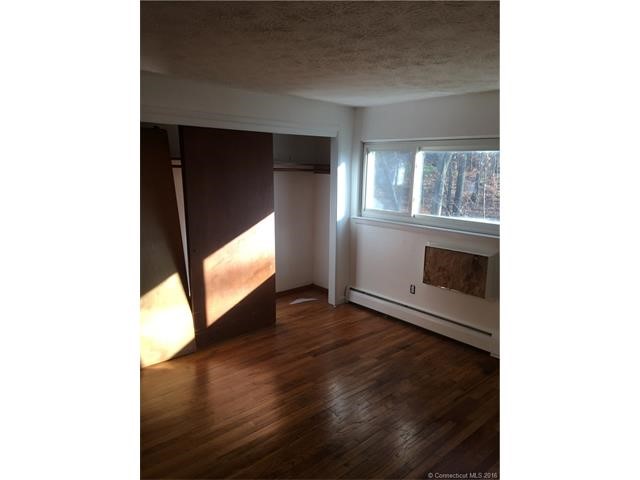 96Woodland Dr #B, Montville, CT 06382