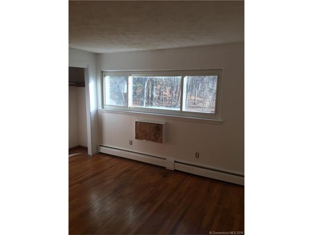 96Woodland Dr #B, Montville, CT 06382