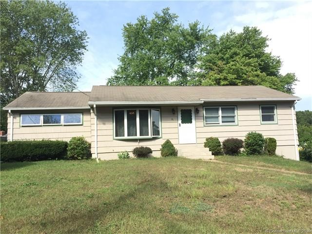 81Dydo Dr, Montville, CT 06382