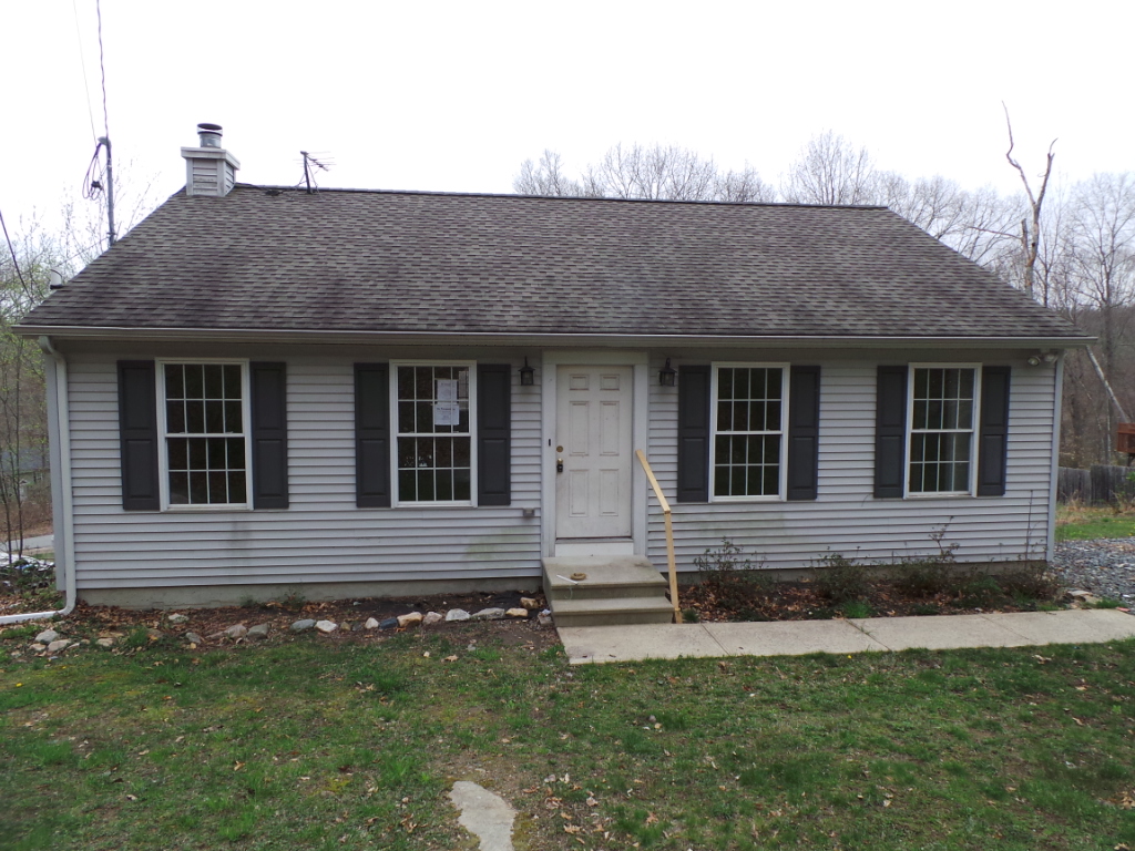 25 Platoz DrUncasville, CT, 06382New London County
