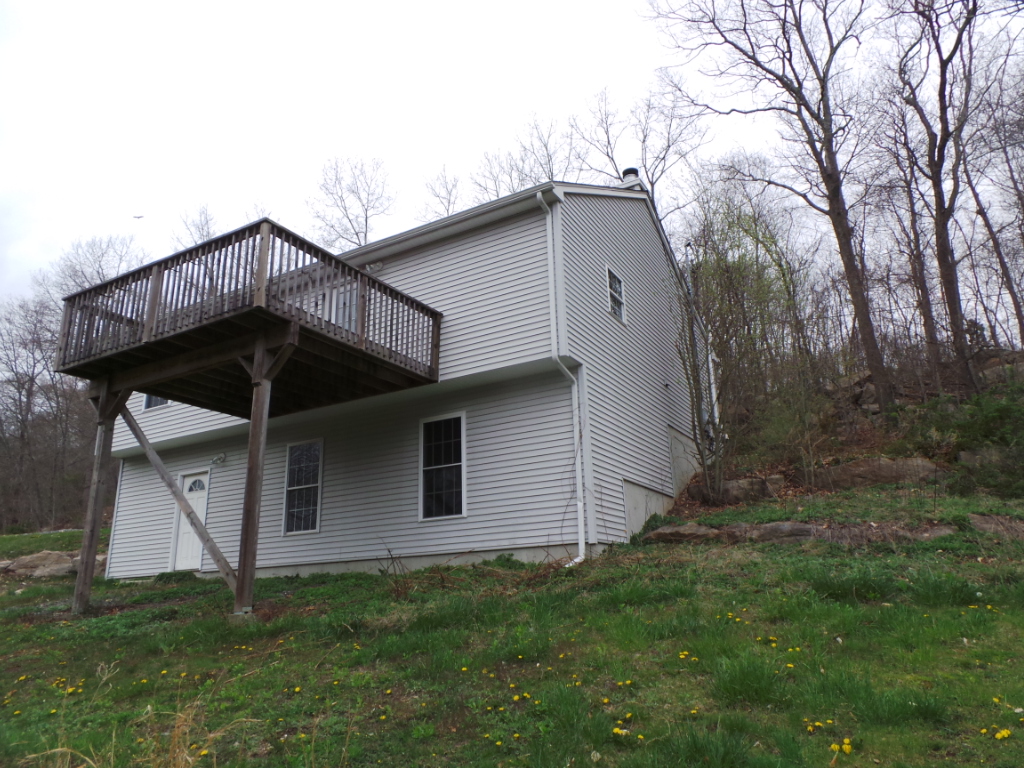 25 Platoz DrUncasville, CT, 06382New London County