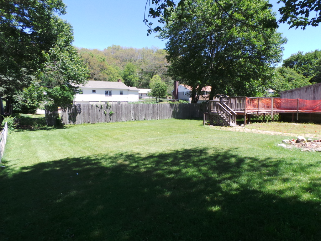 45 Gallivan LnUncasville, CT, 06382New London County