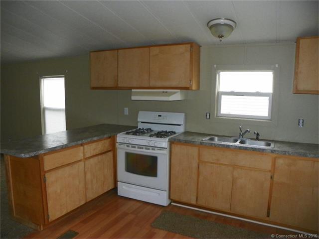 23 Woodland Dr, Waterford, CT 06385