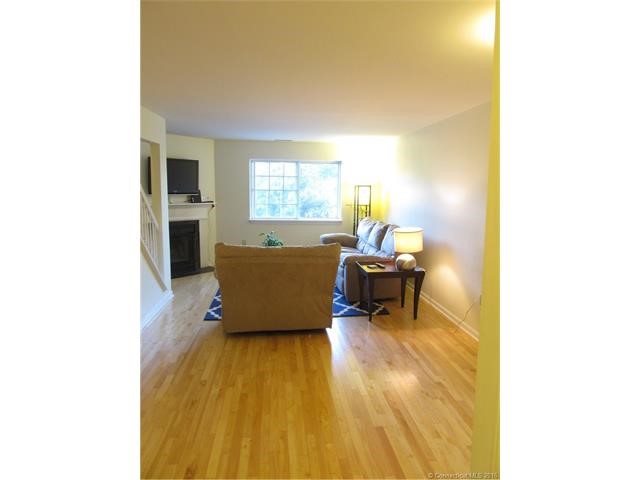 310Boston Post Rd #84, Waterford, CT 06385