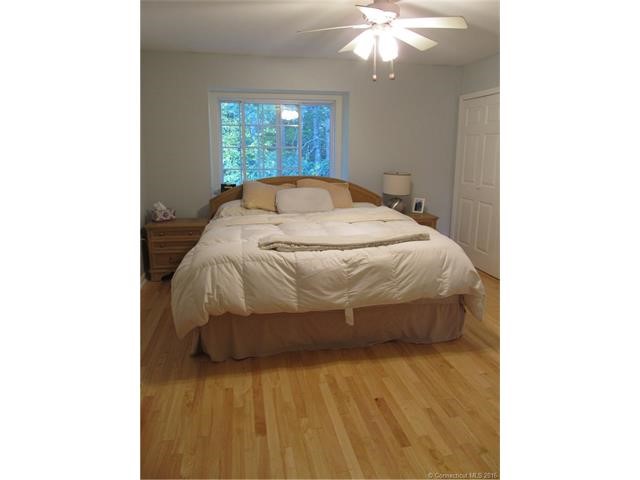 310Boston Post Rd #84, Waterford, CT 06385