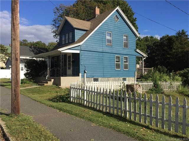 320Willetts Ave Ext, Waterford, CT 06385