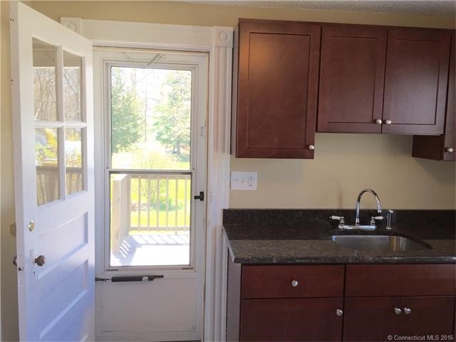 320Willetts Ave Ext, Waterford, CT 06385