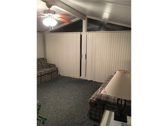 12Summer St, Waterford, CT 06385