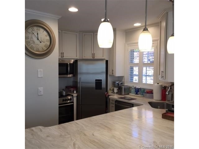 54Rope Ferry Rd #C43, Waterford, CT 06385