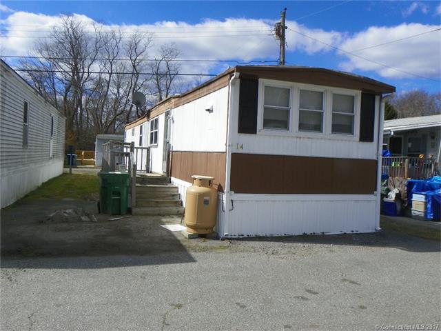 14 Woodland Dr, Waterford, CT 06385