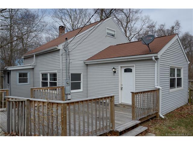2r Stone St, Waterford, CT 06385