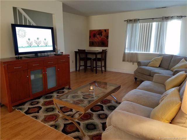 310 Boston Post Rd, Waterford, CT 06385