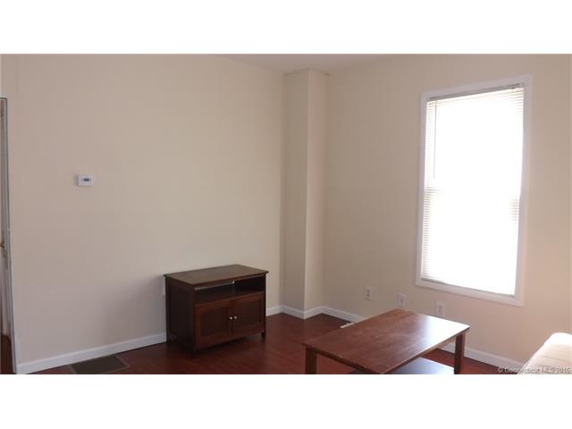 11 Crescent St, Ansonia, CT 06401