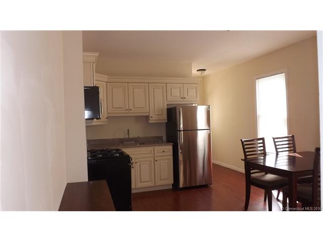 11 Crescent St, Ansonia, CT 06401