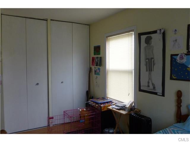 6 Meade Circle, Ansonia, CT 06401