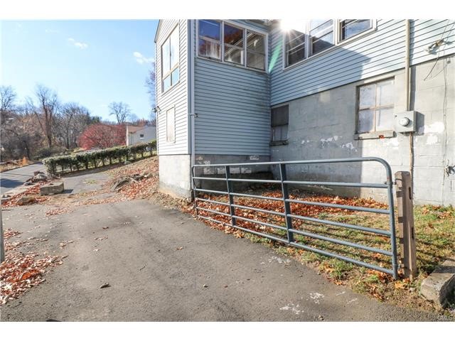 70 Hull Street, Ansonia, CT 06401