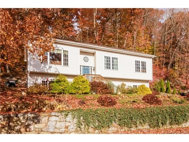 35Woodbridge Ave, Ansonia, CT 06401