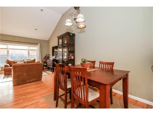 35Woodbridge Ave, Ansonia, CT 06401