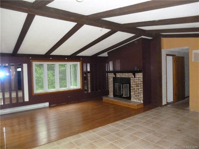 132 Pulaski Hwy, Ansonia, CT 06401