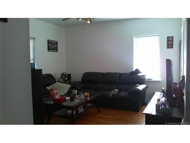 49 N. State St, Ansonia, CT 06401