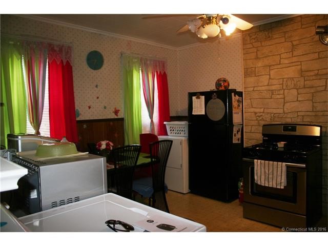 114Tremont St, Ansonia, CT 06401