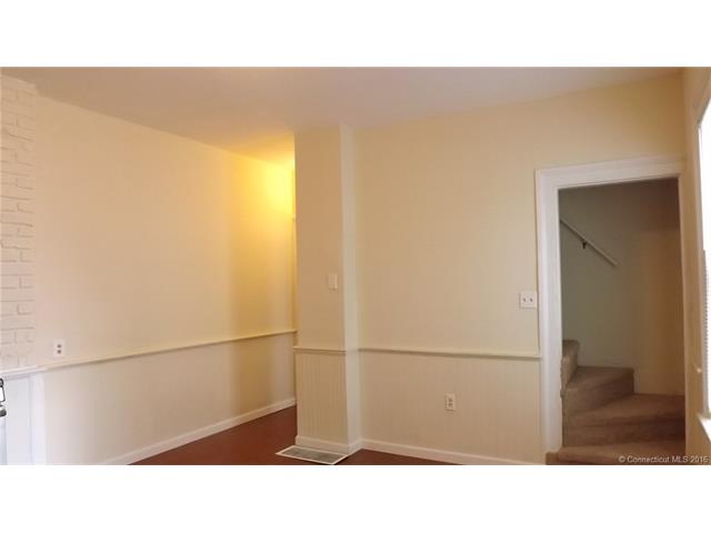 9-11 Crescent St, Ansonia, CT 06401