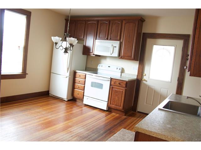 4 Avon Street, Ansonia, CT 06401