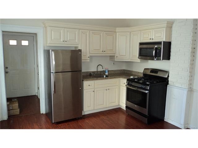 9 Crescent Street, Ansonia, CT 06401